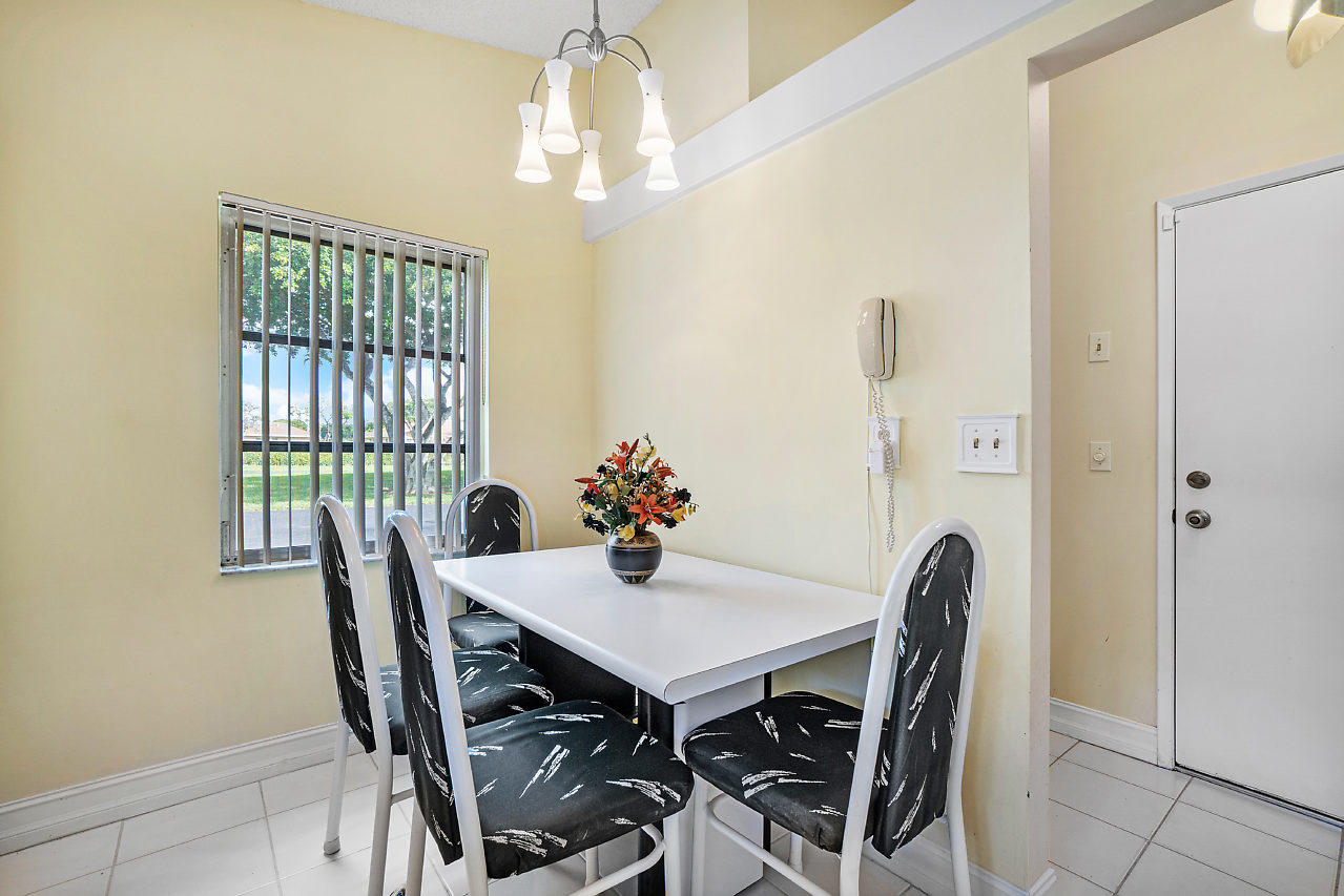8144 Sweetbriar Way Boca Raton, FL 33496 - Photo 4 of 22 005-8144SweetbriarWay-BocaRaton-FL-small