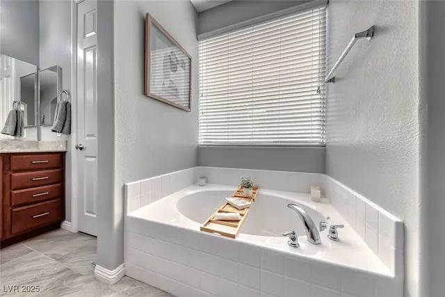 $630,000 | 763 North Arroyo Grande Boulevard, Henderson, NV 89014