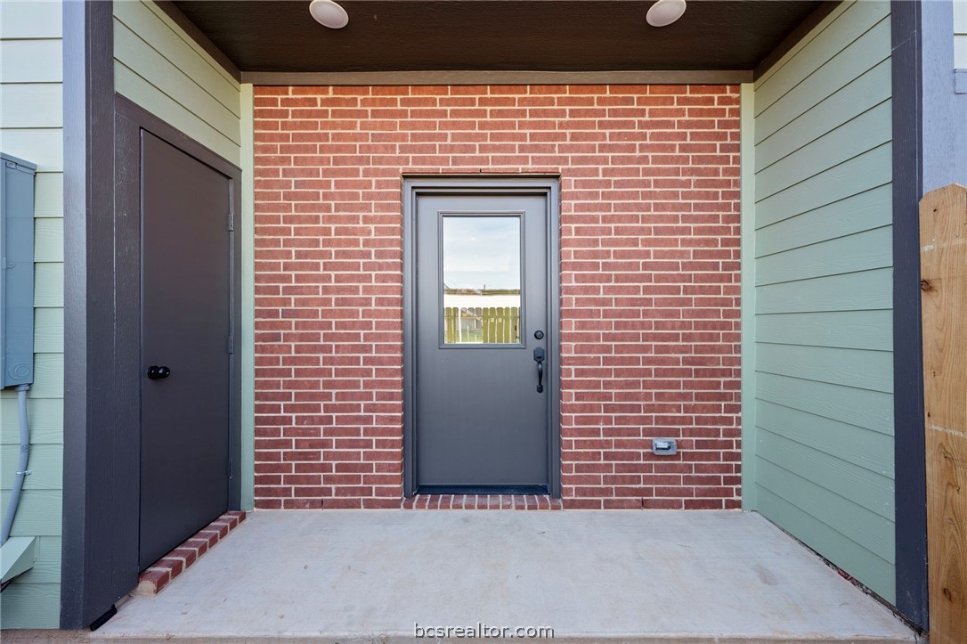 106 33rd Street West Bryan, TX 77803 - Photo 17 of 22 a view of front door of house