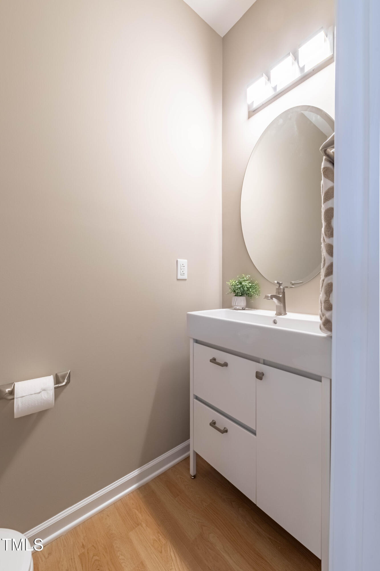 8459 Central Drive Raleigh, NC 27613 - Photo 21 of 45 2E6A6441-HDR