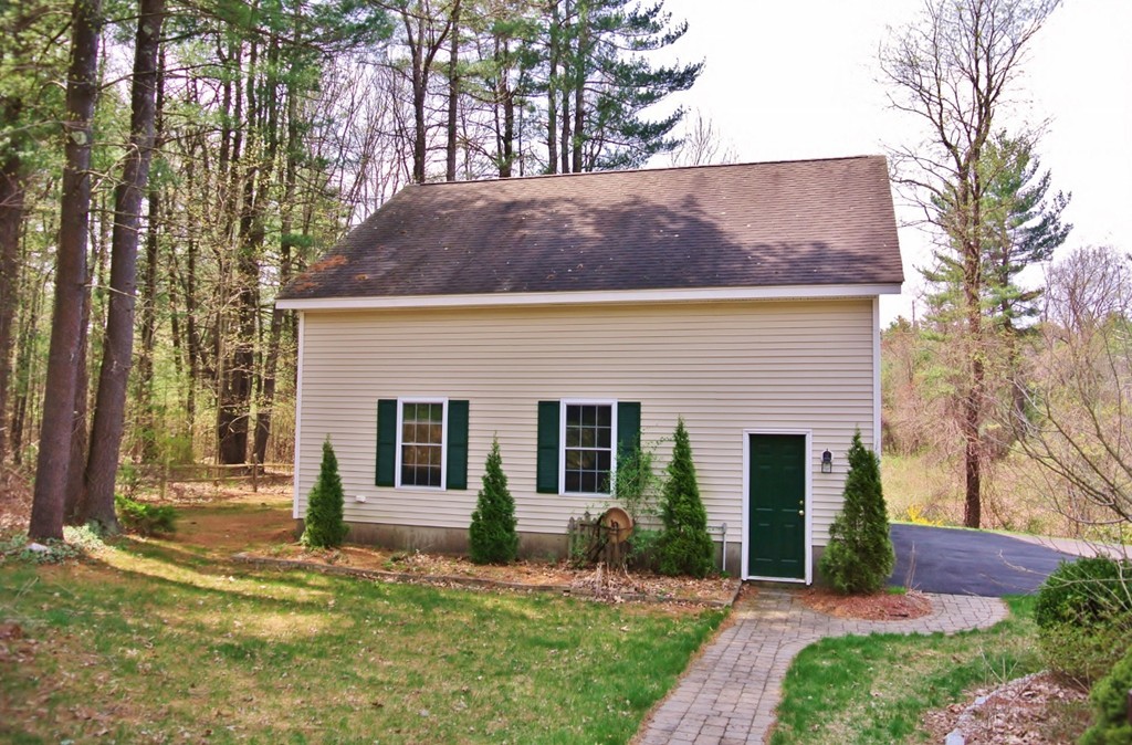 106 North Row Road Sterling, MA 01564 - Photo 15 of 20 Gallery Image 15