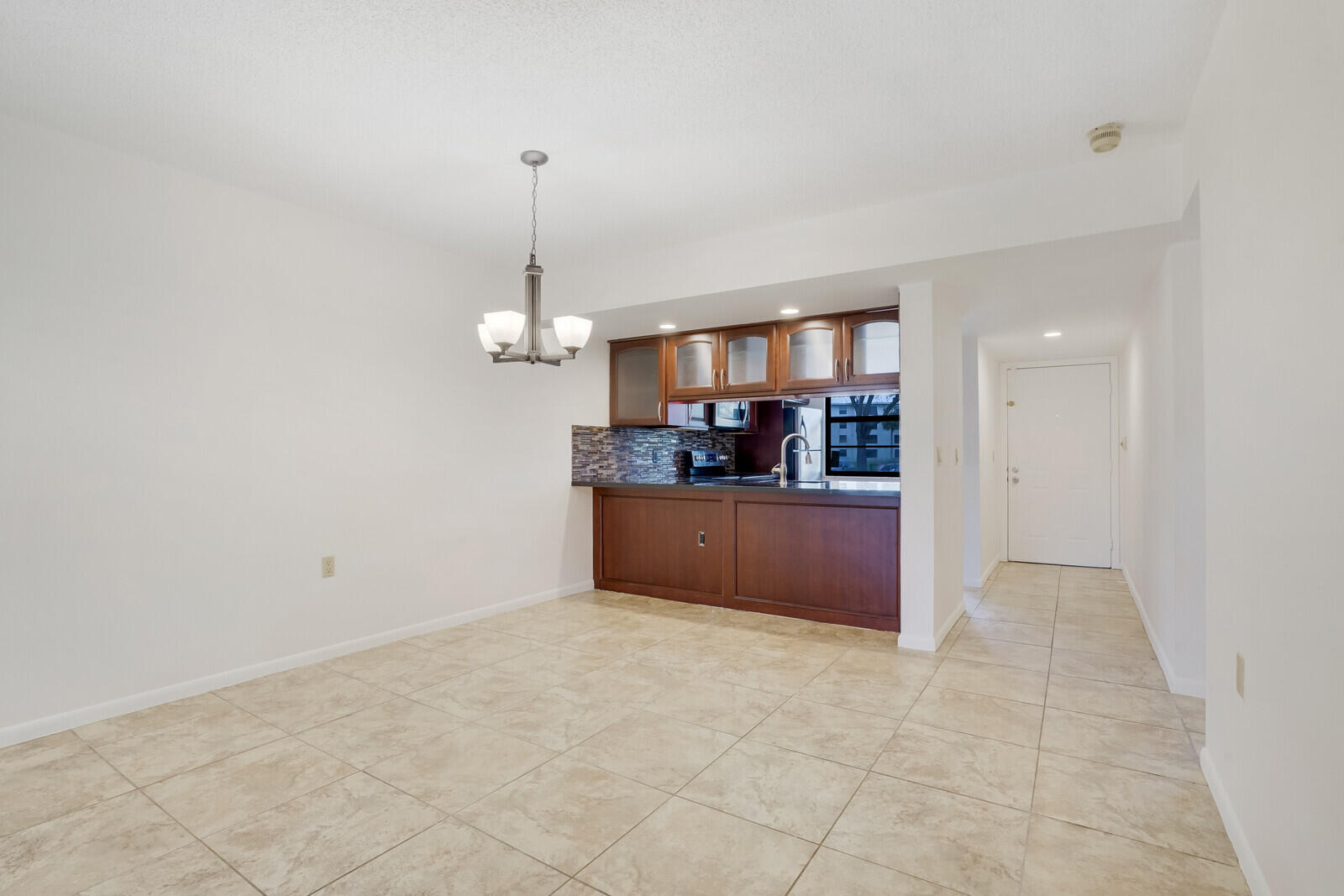 6085 Balboa Circle, Unit 101 Boca Raton, FL 33433 - Photo 10 of 26 10_Image_10_mls