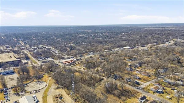 $15,000 | 1015 South Scott Avenue, Independence, MO 64054