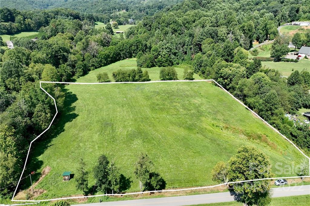 0 Green Valley Road Waynesville, NC 28786 - Photo 2 of 20 a view of a yard with a fountain
