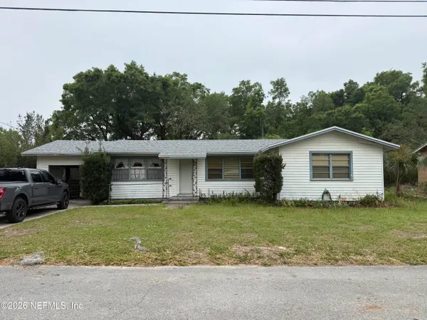 $169,999 | 436 East Bennett Avenue, DeLand, FL 32724