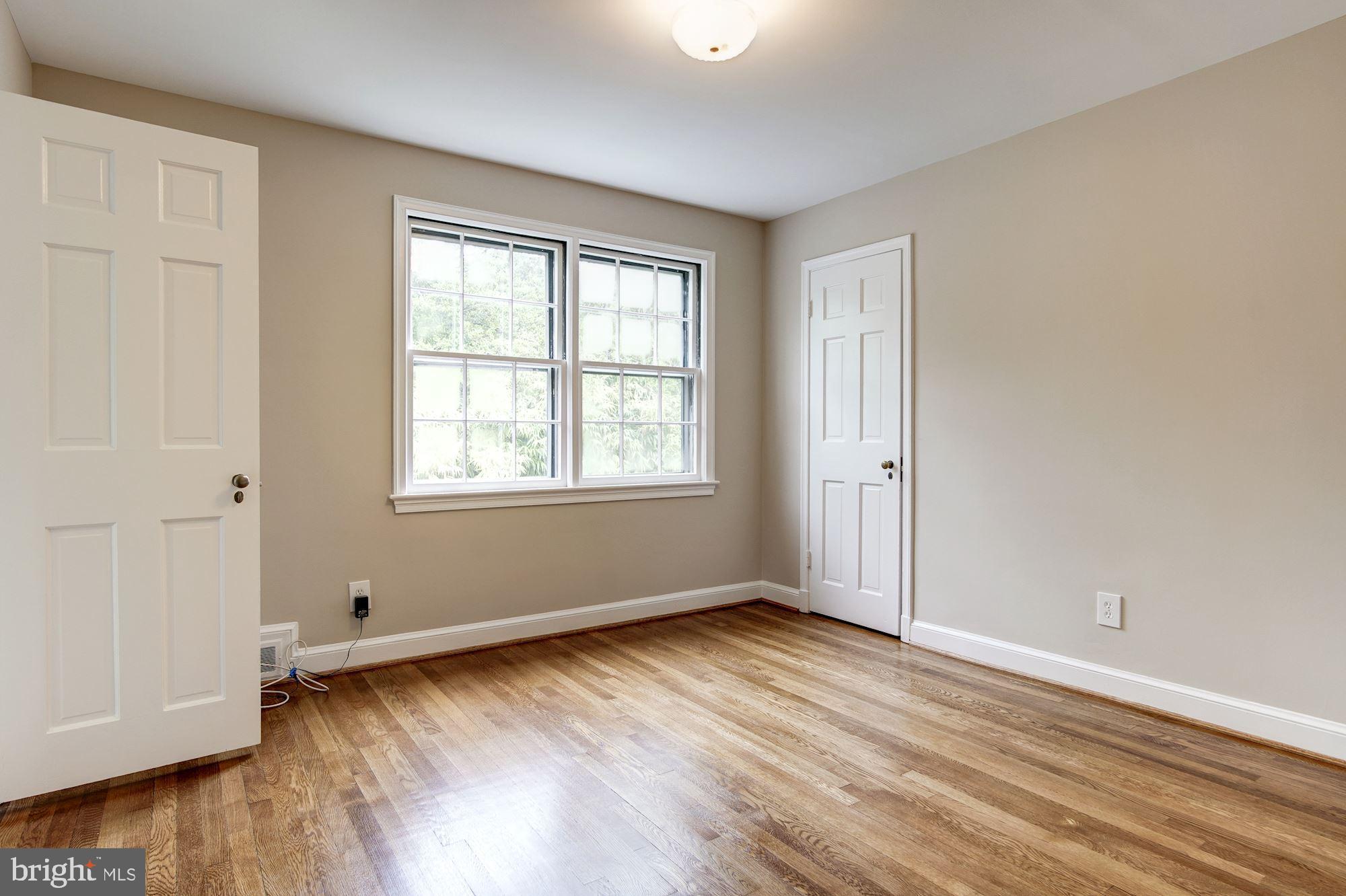5013 Brookdale Road Bethesda, MD 20816 - Photo 30 of 57