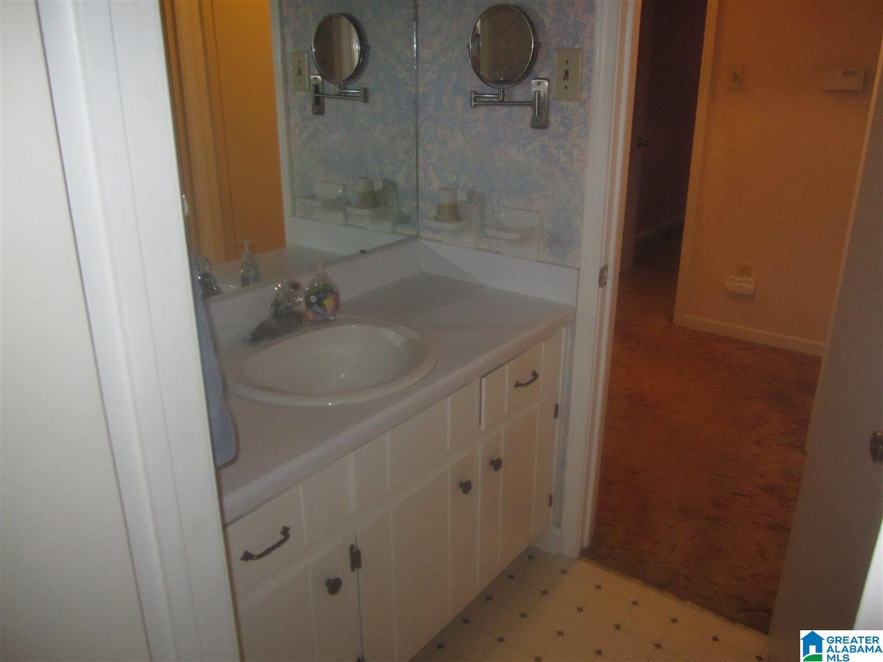 729 Wilderness Road Pelham, AL 35124 - Photo 15 of 32