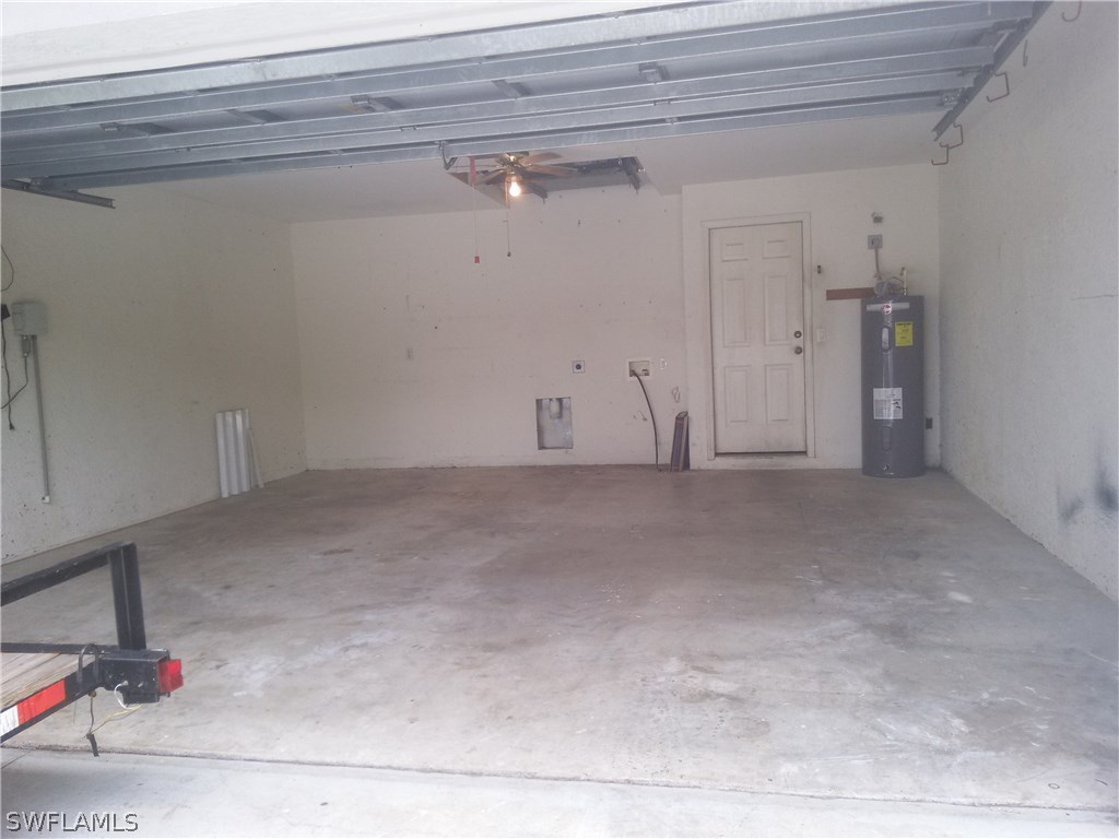 15723 Spring Line Lane Fort Myers, FL 33905 - Photo 4 of 24 Gallery Image 4