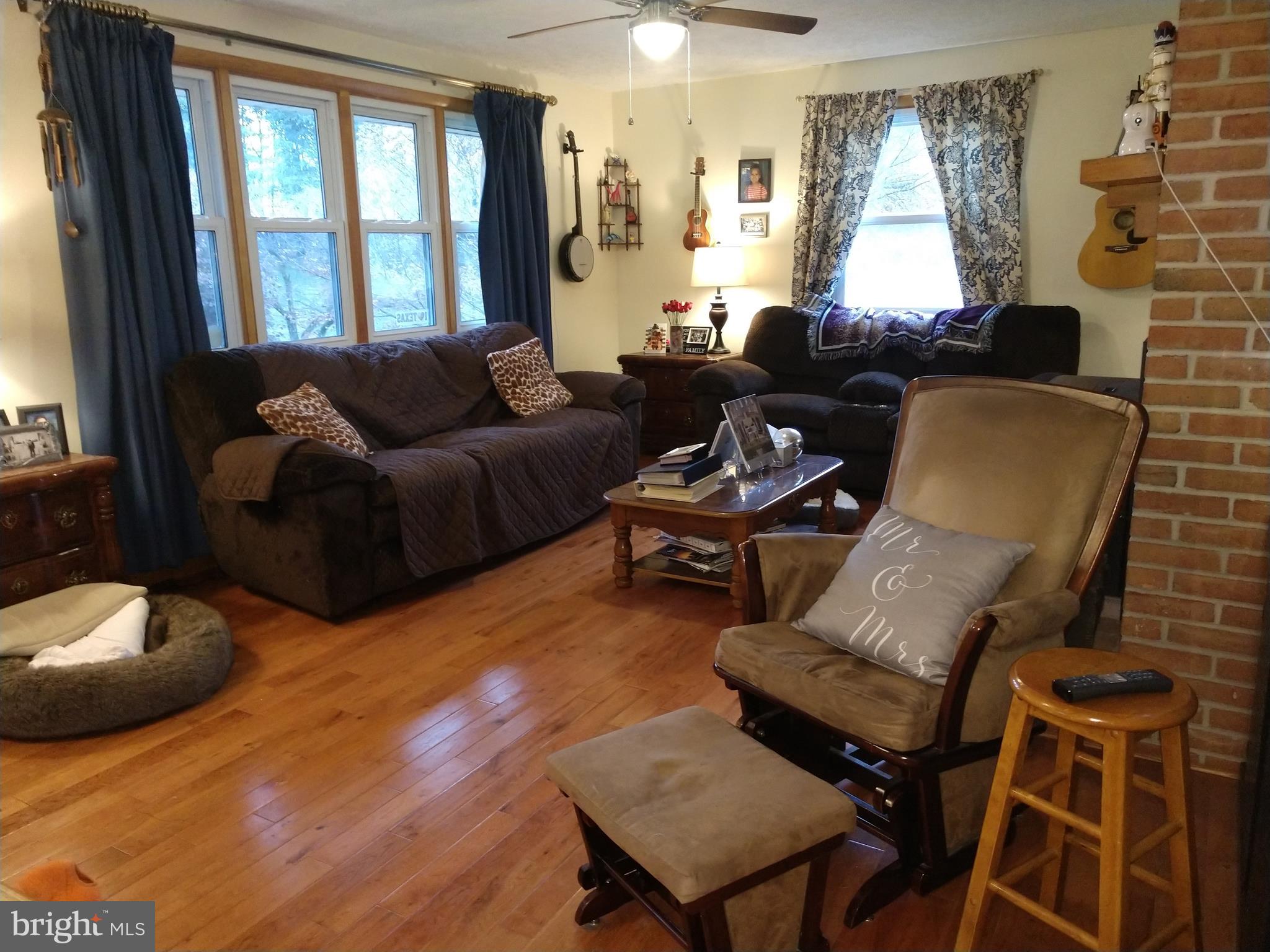 9740 Forest Ridge Road Shippensburg, PA 17257 - Photo 6 of 18 Living room with hardwood floor