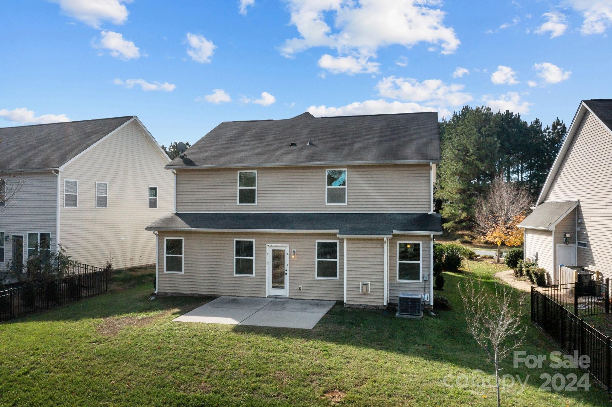 6122 Trailwater Road Charlotte, NC 28278 - Photo 26 of 40 Gallery Image 26