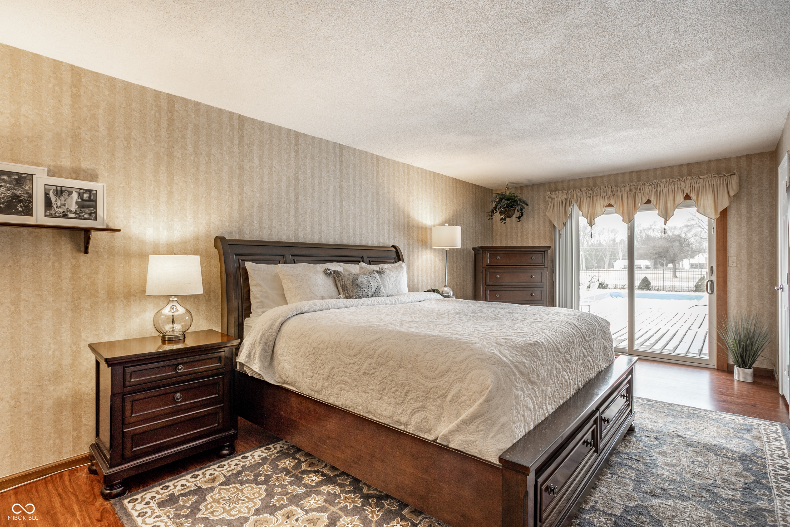 9728 Sycamore Road Carmel, IN 46032 - Photo 11 of 31