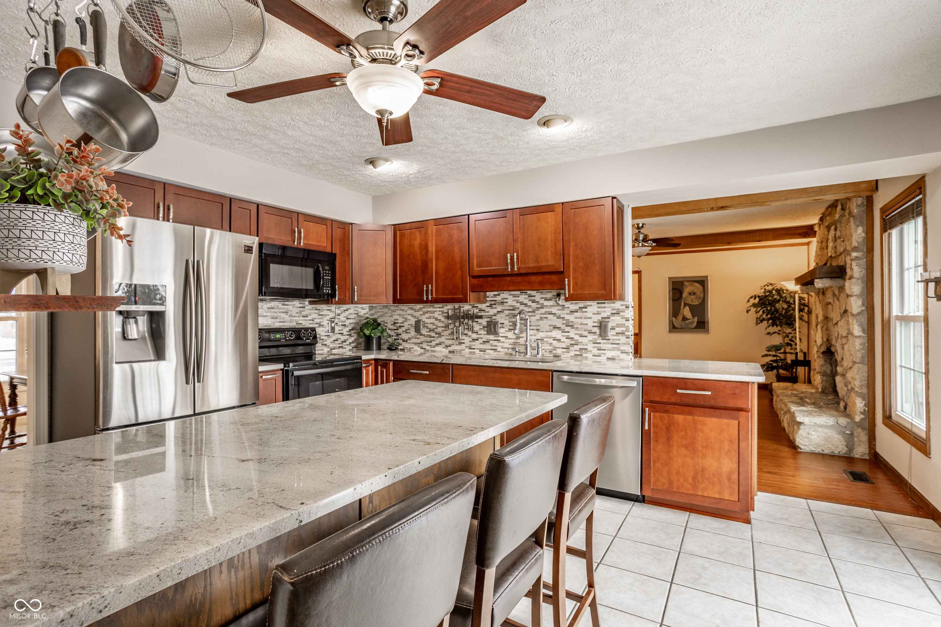 9728 Sycamore Road Carmel, IN 46032 - Photo 8 of 31