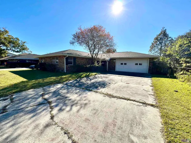 $105,000 | 2204 Acadian Drive, Houma, LA 70363