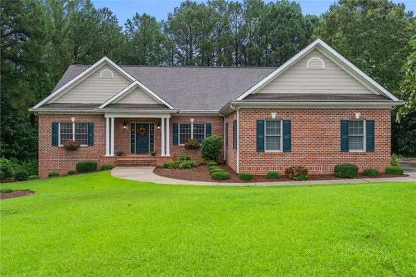 $995,000 | 129 East Waterford Drive, Seneca, SC 29672