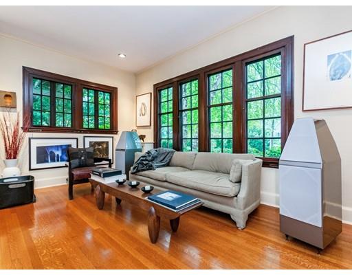 98 Crofton Road Newton, MA 02468 - Photo 3 of 24
