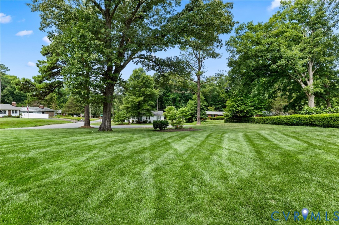 1301 Vickilee Road Chesterfield, VA 23236 - Photo 25 of 28