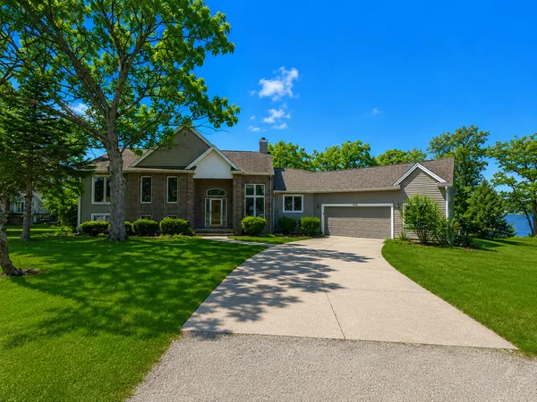 $289,900 | 103 County Road 320 North, Loda, IL 60948