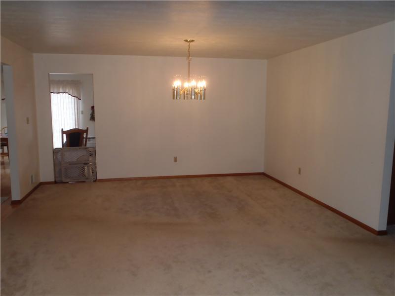 81 Walton Road Baldwin, PA 15236 - Photo 5 of 18 Living Room.