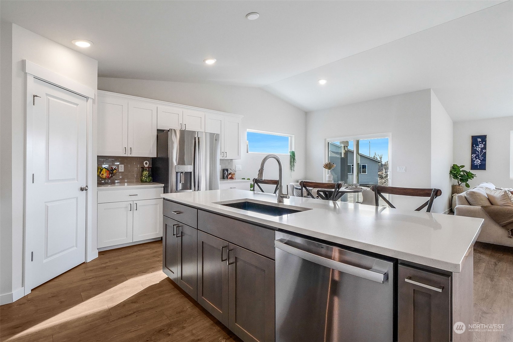 517 North Ruddy Street Moses Lake, WA 98837 - Photo 3 of 16 Gallery Image 3