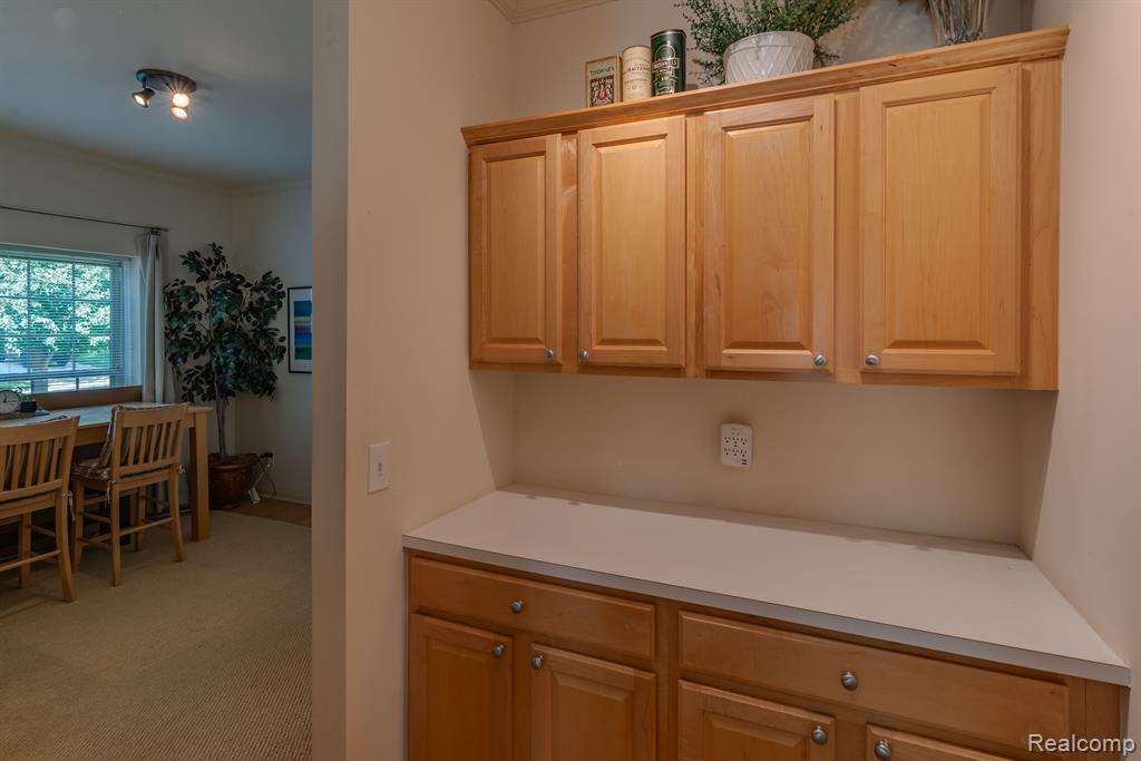 29241 Autumn Ridge Farmington Hills, MI 48334 - Photo 12 of 25
