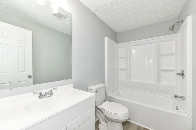 $159,900 | 2315 East 3rd Street, Anderson, IN 46012