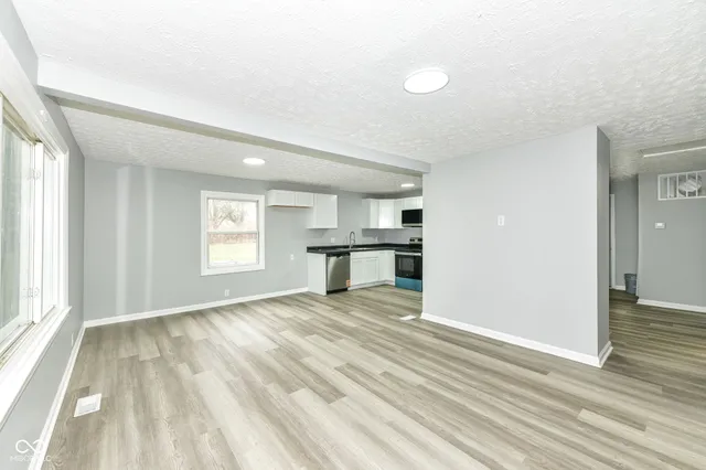 $159,900 | 2315 East 3rd Street, Anderson, IN 46012