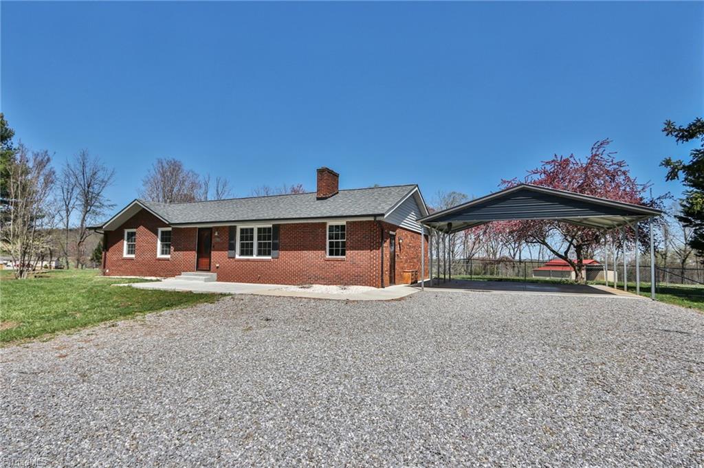 1940 North Lomax Road Traphill, NC 28685 - Photo 3 of 47 Gallery Image 3