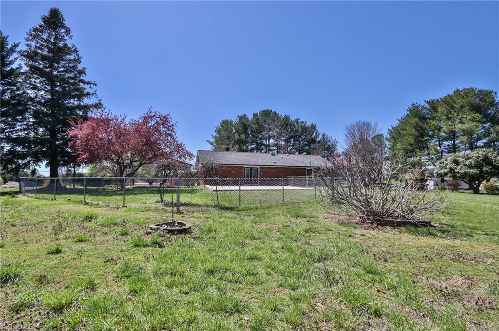 1940 North Lomax Road Traphill, NC 28685 - Photo 8 of 47 Gallery Image 8
