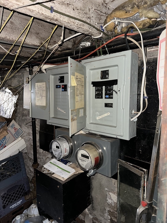 118 Cedar Street Springfield, MA 01105 - Photo 12 of 12