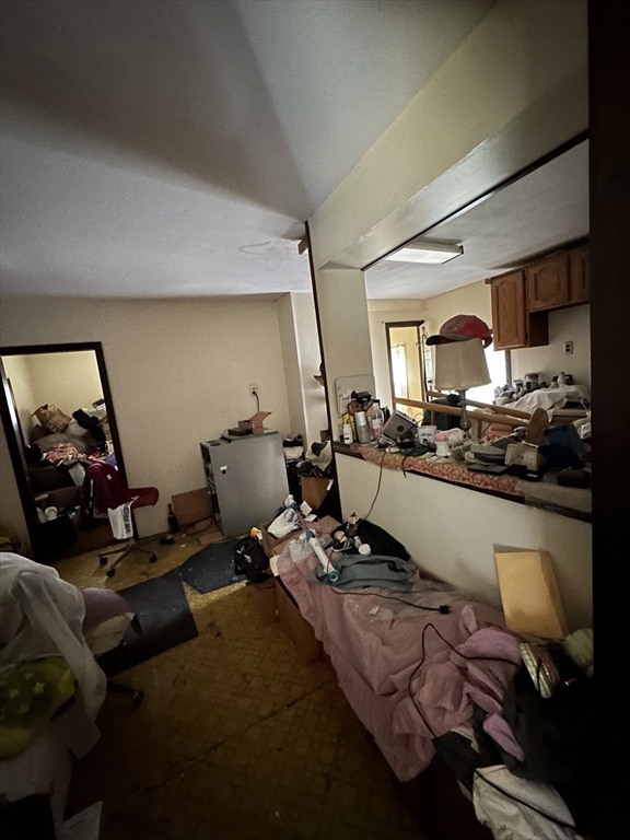 118 Cedar Street Springfield, MA 01105 - Photo 9 of 12