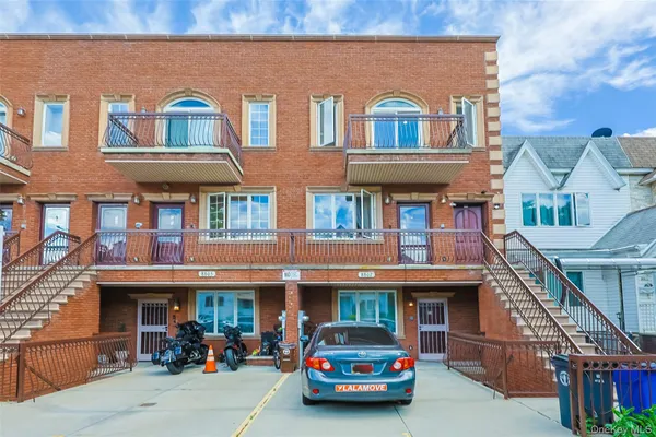 $795,000 | 8807 Bay 16th Street, Unit 3A | Bath Beach