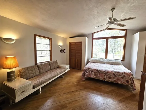 $2,500,000 | 2878 Northeast 340 Highway, Old Town, FL 32680