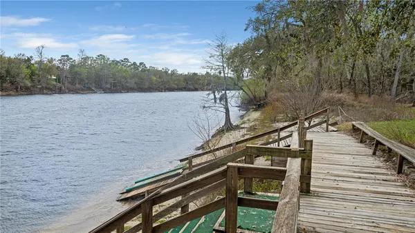 $2,500,000 | 2878 Northeast 340 Highway, Old Town, FL 32680