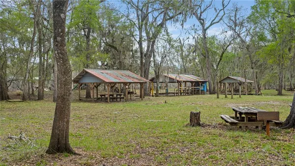 $2,500,000 | 2878 Northeast 340 Highway, Old Town, FL 32680