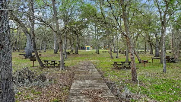 $2,500,000 | 2878 Northeast 340 Highway, Old Town, FL 32680