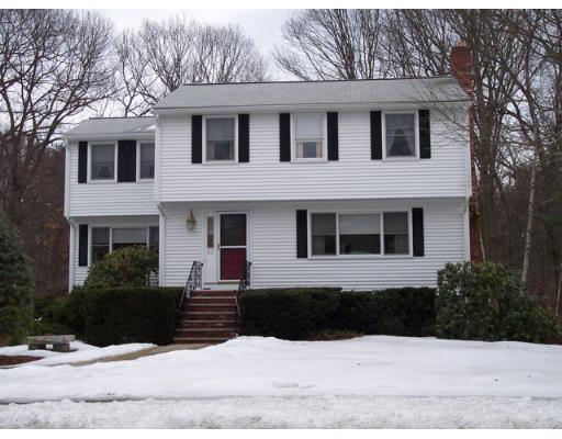 13 Riverside Drive Reading, MA 01867 - Photo 1 of 17 Gallery Image 1