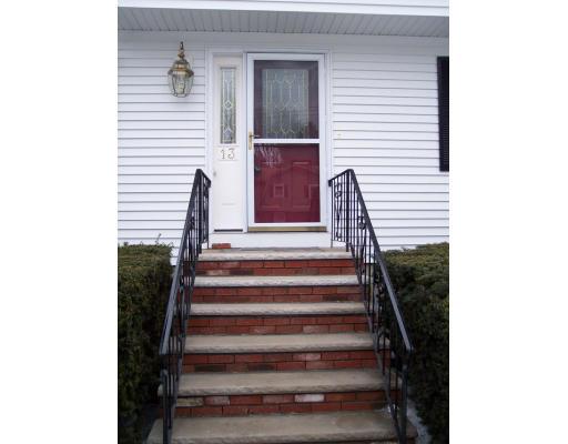 13 Riverside Drive Reading, MA 01867 - Photo 8 of 17 Gallery Image 8