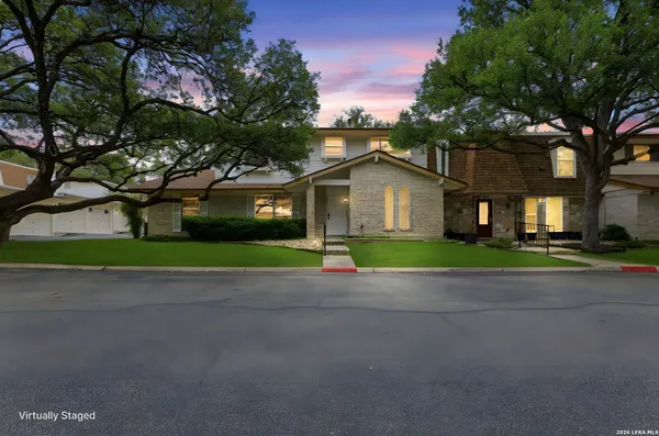 $2,600 | 6106 Vance Jackson Road, Unit 1, San Antonio, TX 78230