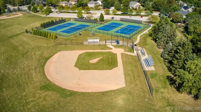 $750,000 | 3212 Austin Court, Naperville, IL 60564