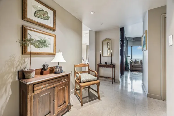 $599,000 | 2001 Holcombe Boulevard, Unit 2006, Houston, TX 77030