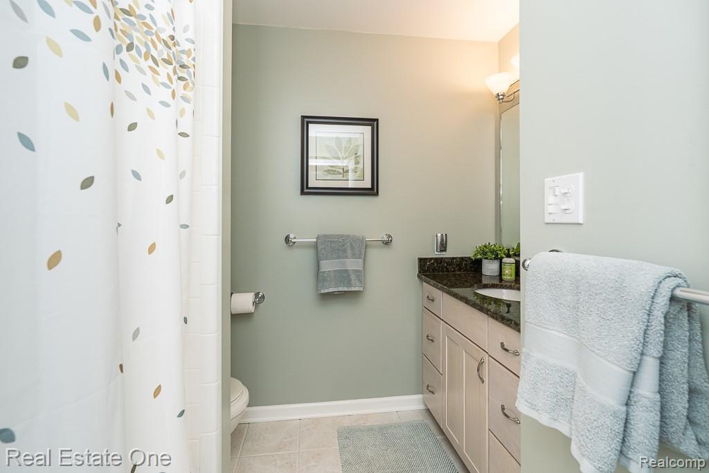 471 Elmhill Road Rochester Hills, MI 48306 - Photo 19 of 34