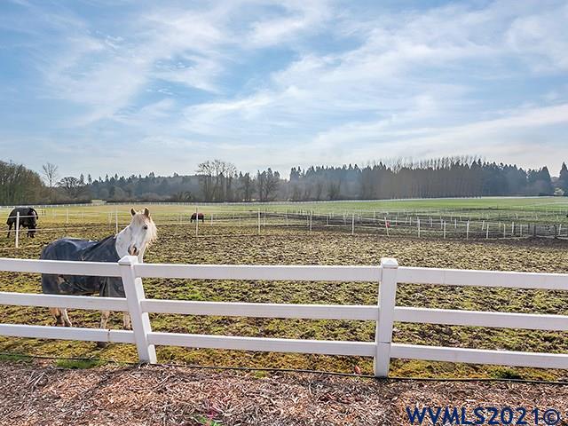 25200 Butteville Road Northeast Aurora, OR 97002 - Photo 26 of 42 Gallery Image 26