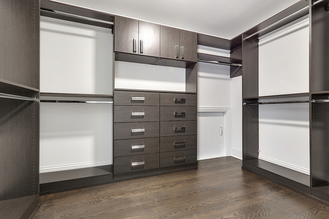 1851 Beechnut Road Northbrook, IL 60062 - Photo 22 of 40 a view of a closet in kitchen