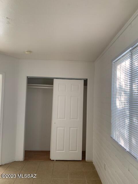 704 West Simmons Road Tucson, AZ 85705 - Photo 3 of 17