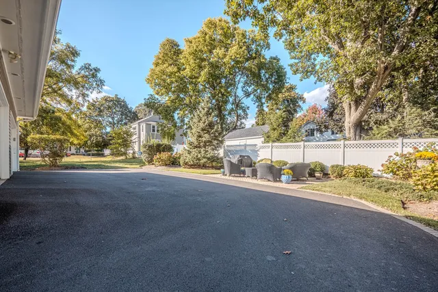 $675,000 | 515 Peyton Street, Geneva, IL 60134