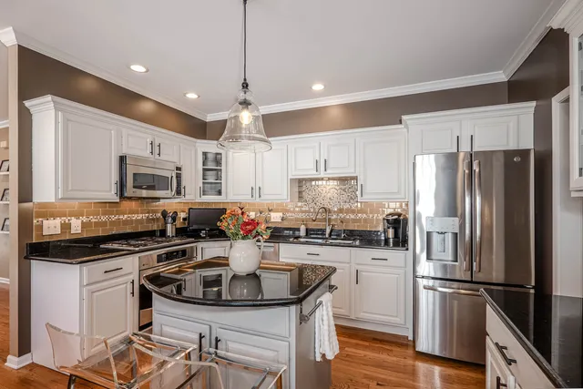 $675,000 | 515 Peyton Street, Geneva, IL 60134