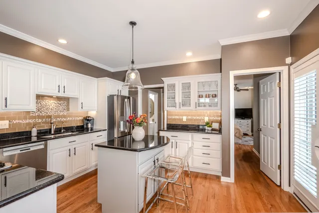 $675,000 | 515 Peyton Street, Geneva, IL 60134