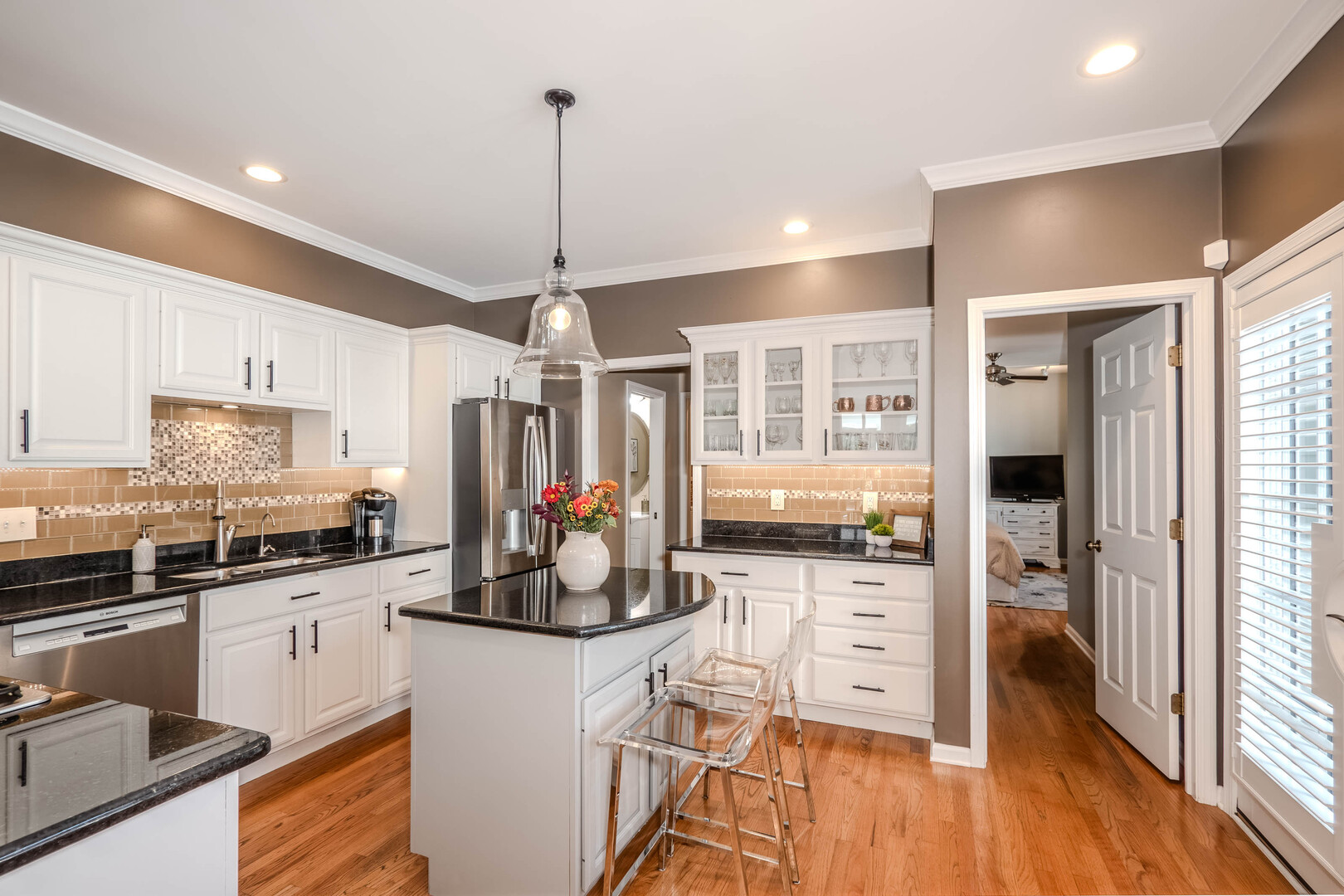 515 Peyton Street Geneva, IL 60134 - Photo 9 of 32