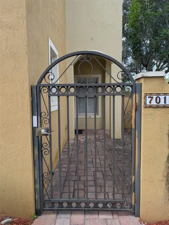 $2,500 | 2851 Prospect Road, Unit 701, Tamarac, FL 33309