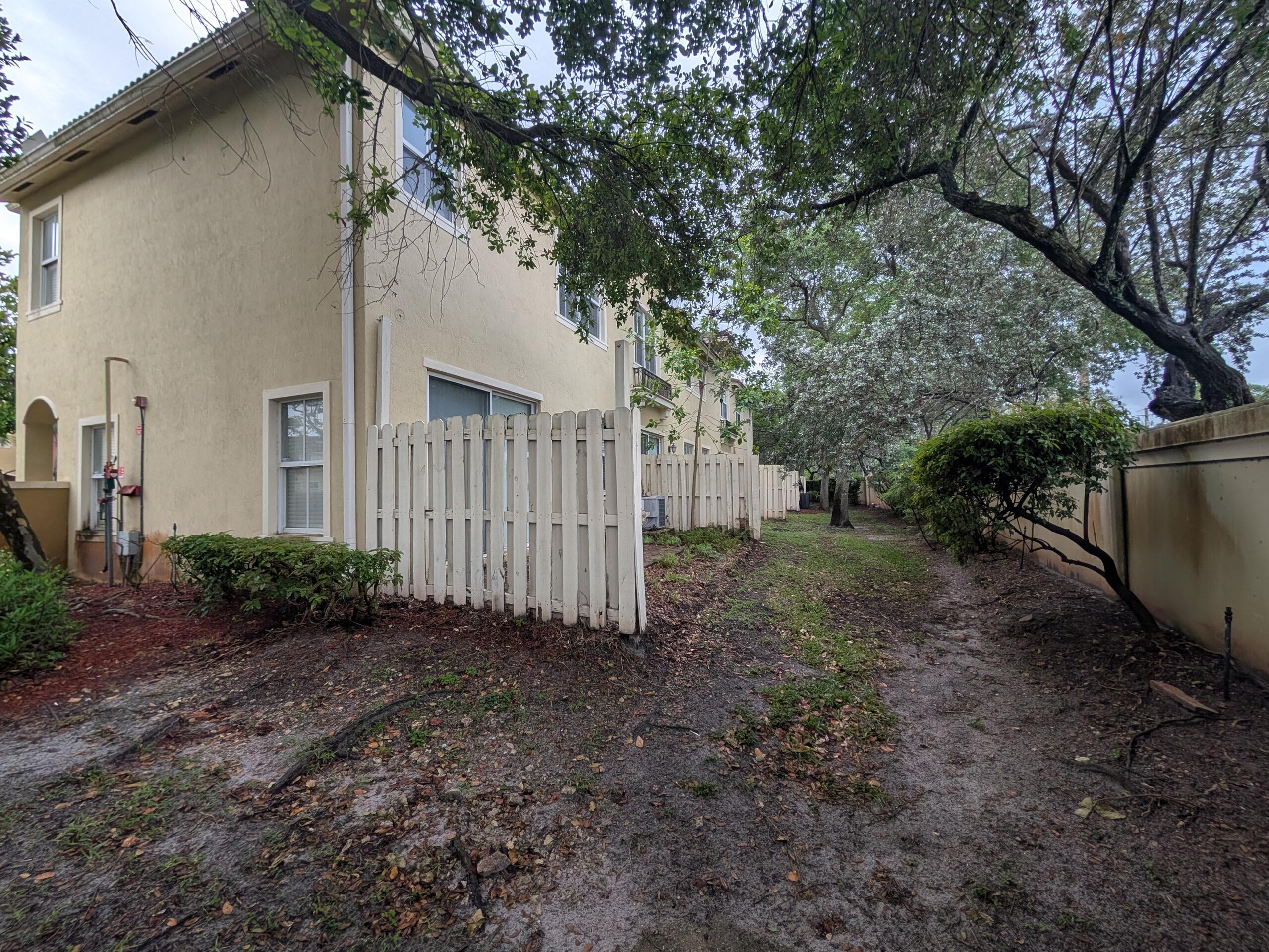 2851 Prospect Road, Unit 701 Tamarac, FL 33309 - Photo 31 of 41 1000011975